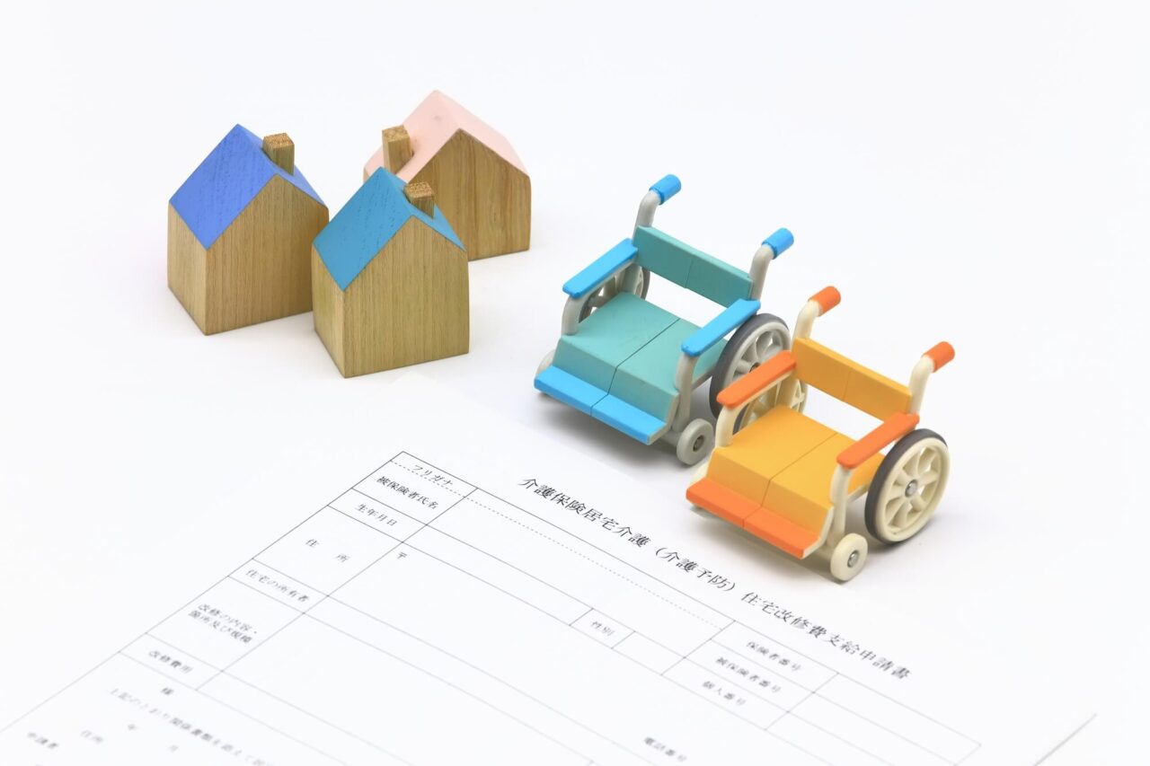 介護保険の申請とは?申請の流れやサービスの種類についても解説