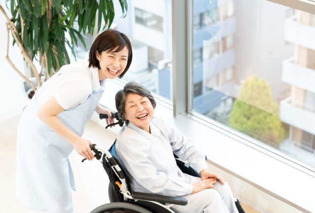 老健（介護老人保健施設）とは？気になる特徴や入所費用、選び方を徹底解説