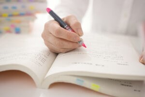 介護職のスキルアップにおすすめの資格と研修！取得するメリットと選ぶ際のポイントを解説！